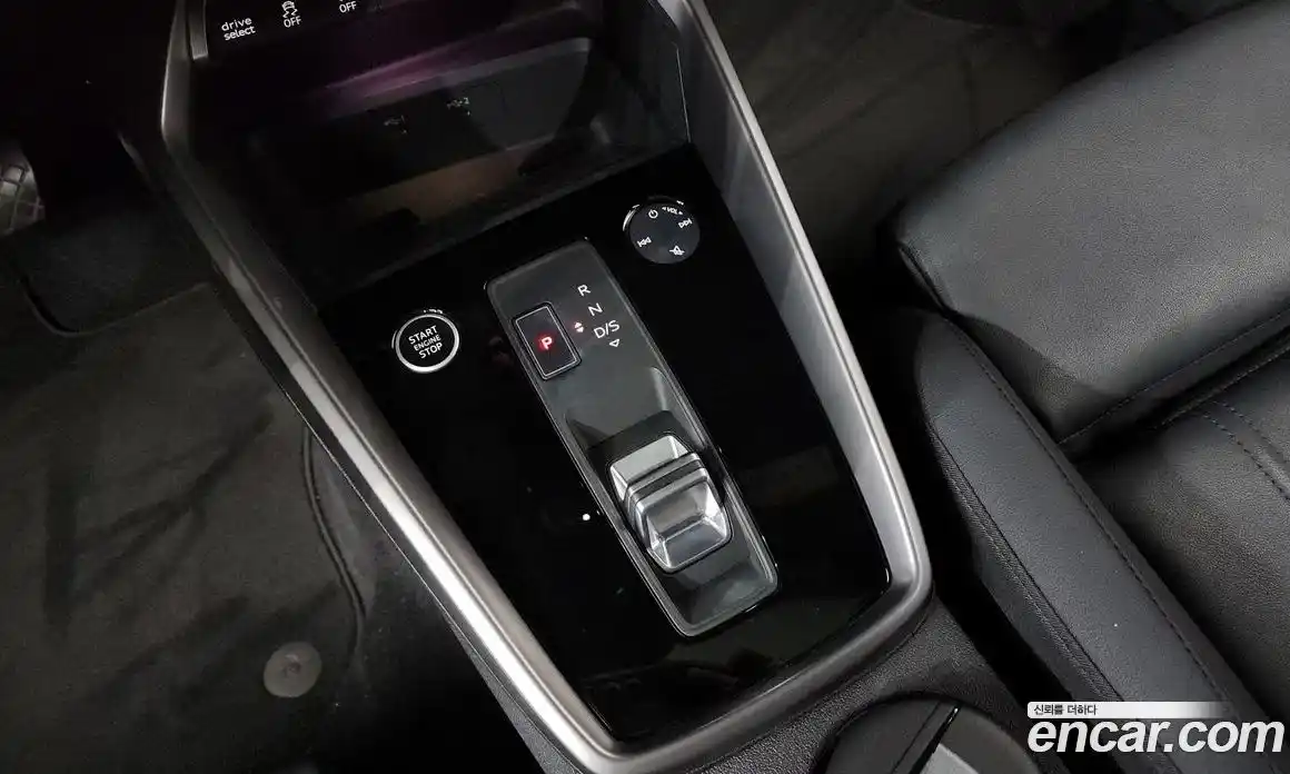Audi A3 2023 2.0 гидро в Москве № 142755, фото 9