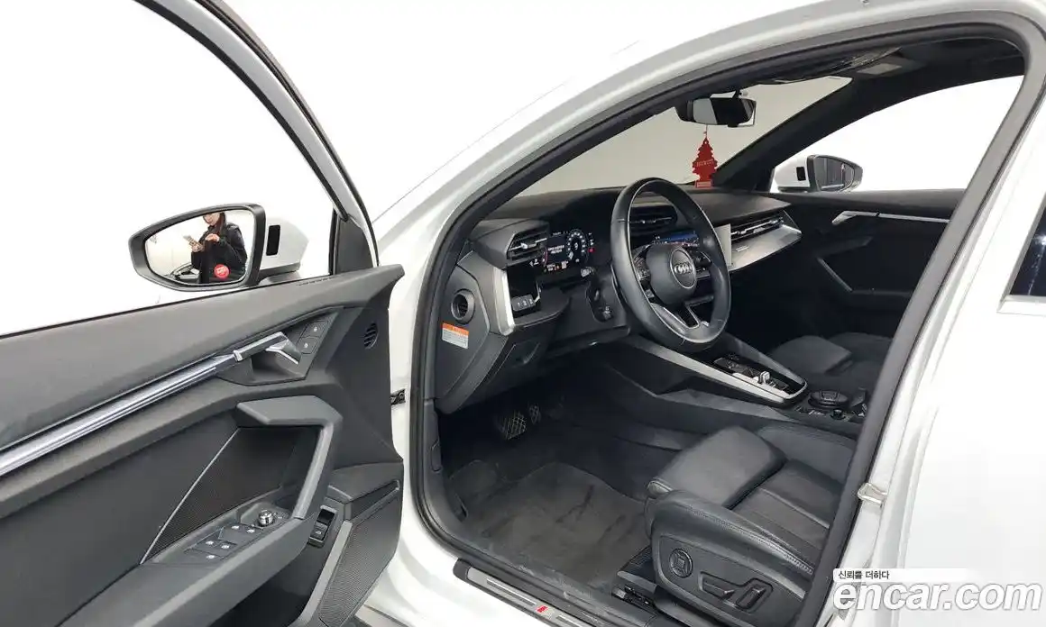 Audi A3 2023 2.0 гидро в Москве № 142755, фото 10