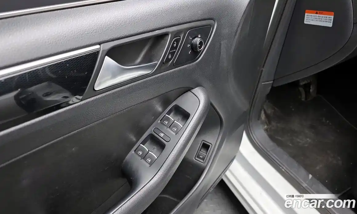 Volkswagen Jetta 2015 2.0 гидро в Москве № 153765, фото 18