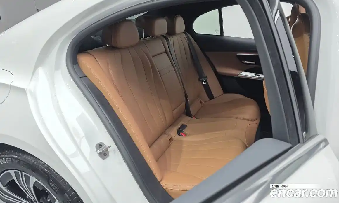 Mercedes-Benz E-Class 2024 2.0 гидро в Москве № 160127, фото 12