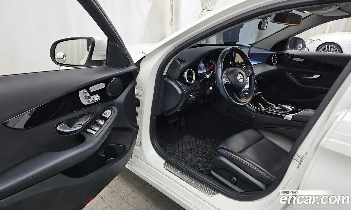 Mercedes-Benz C-Class 2015 2.0 гидро в Москве № 160783, фото 10