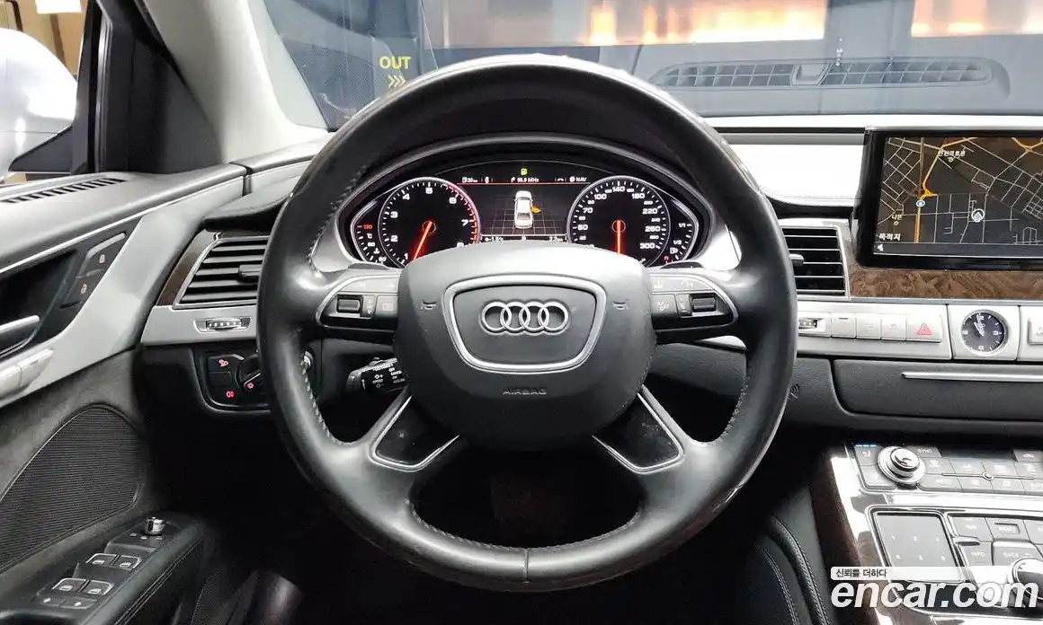 Audi A8 2015 4.0 гидро в Москве № 163872, фото 13