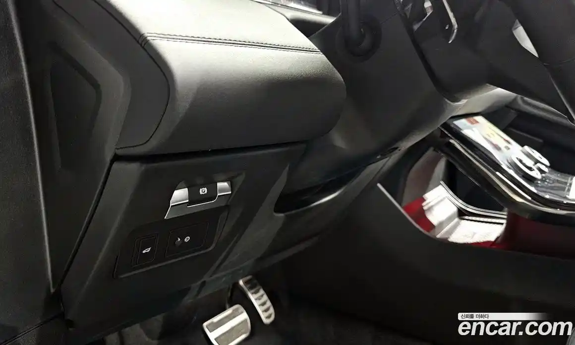 Land Rover Range-Rover Evoque 2023 2.0 гидро в Москве № 166053, фото 13