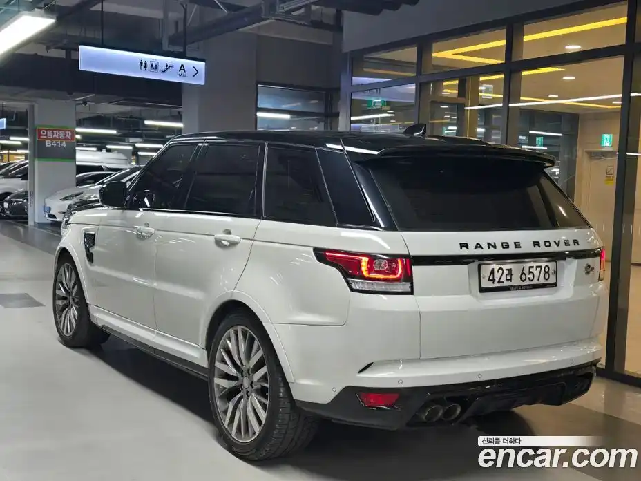 Land Rover Range-Rover Sport 2017 5.0 гидро в Москве № 166743, фото 4