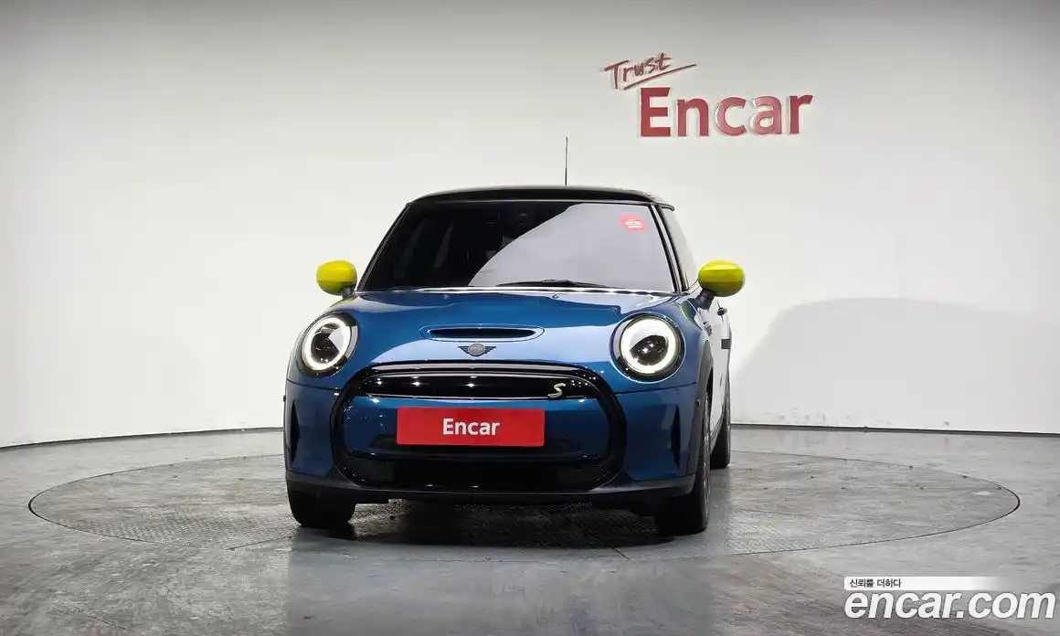 Mini Cooper 2023 гидро в Москве № 167202, фото 3