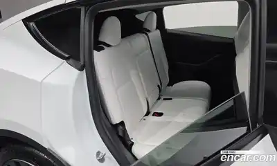 Tesla Model Y 2023 0.2 гидро в Москве № 167656, миниатюра 12