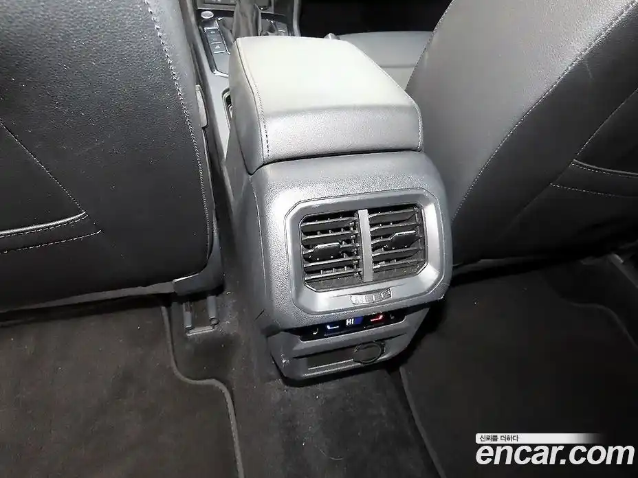 Volkswagen Tiguan 2023 2.0 гидро в Москве № 169175, фото 16