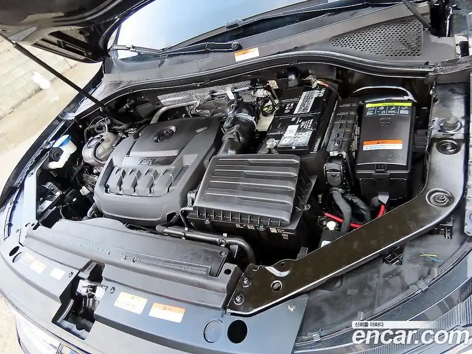Volkswagen Tiguan 2023 2.0 гидро в Москве № 169175, фото 19
