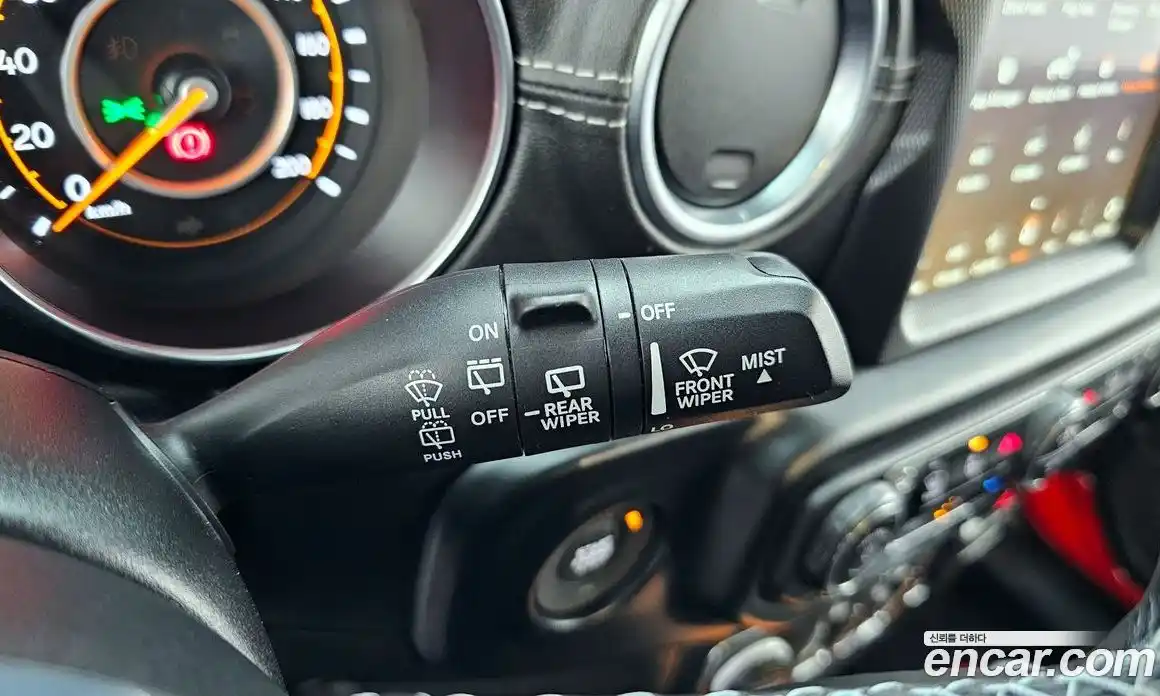 Jeep Wrangler 2023 2.0 гидро в Москве № 169519, фото 18