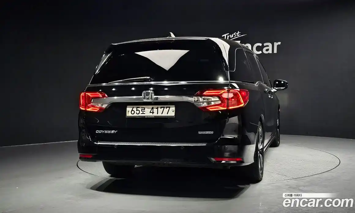 Honda Odyssey 2017 3.5 гидро в Москве № 170659, фото 4