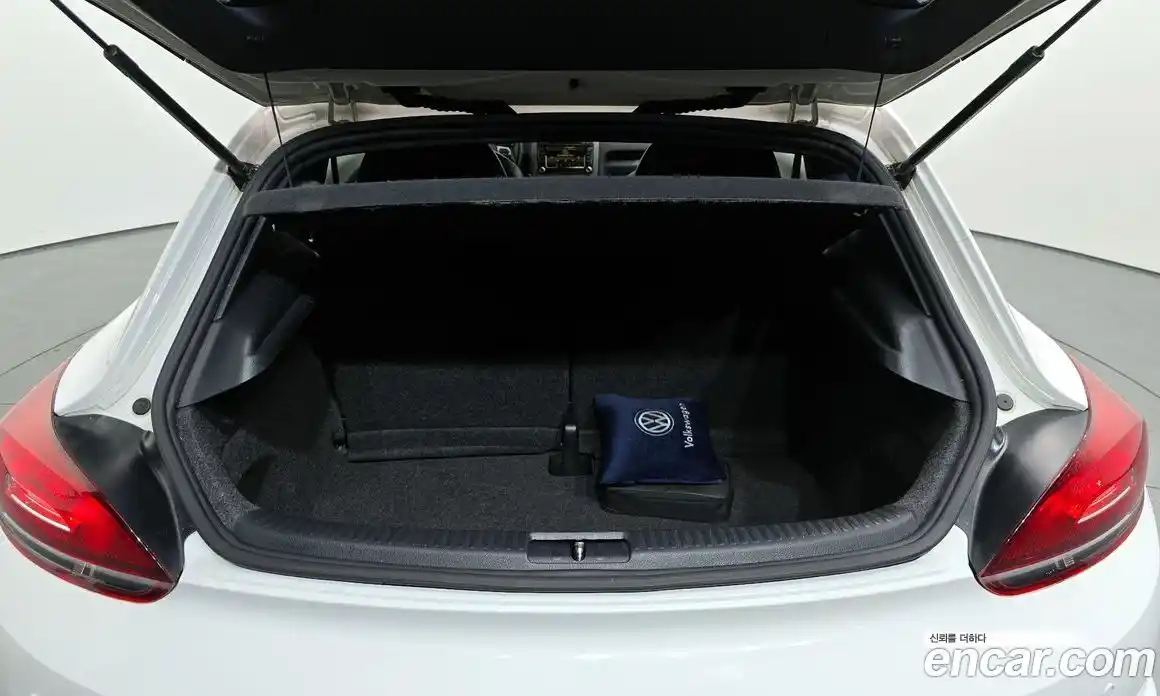 Volkswagen Scirocco 2012 2.0 гидро в Москве № 173564, фото 20