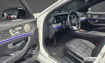 Mercedes-Benz E-Class 2023 2.0 гидро, миниатюра 11