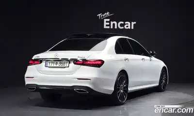 Mercedes-Benz E-Class 2023 2.0 гидро, миниатюра 2