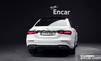 Mercedes-Benz E-Class 2023 2.0 гидро, миниатюра 4