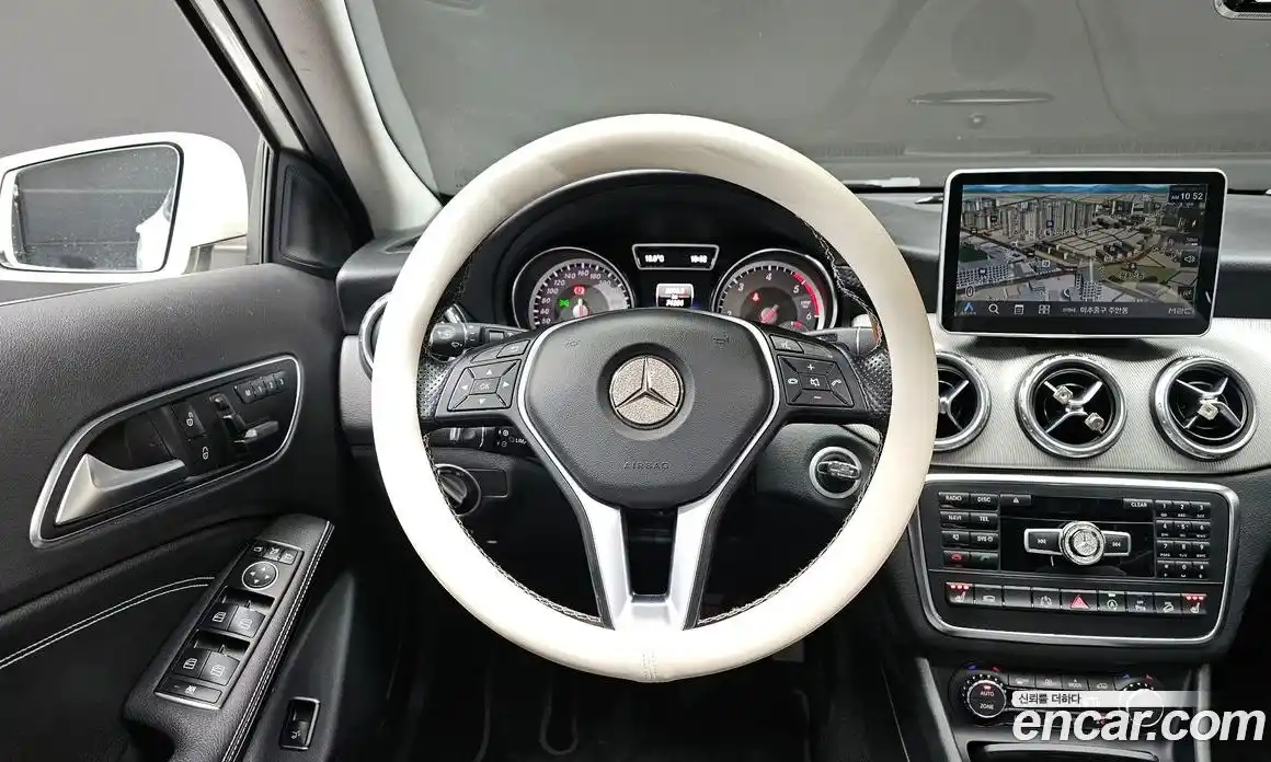 Mercedes-Benz GLA-Class 2015 2.1 гидро в Москве № 194739, фото 13