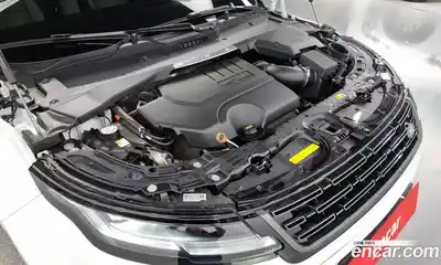 Land Rover Range-Rover Evoque 2025 2.0 гидро в Москве № 198052, миниатюра 6