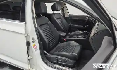 Volkswagen Passat 2018 2.0 гидро в Москве № 199300, миниатюра 10