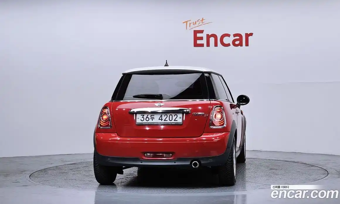 Mini Cooper 2013 2.0 гидро в Москве № 207221, фото 4
