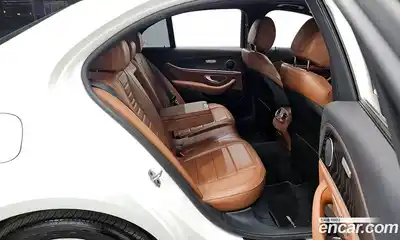 Mercedes-Benz E-Class 2020 1.9 гидро, миниатюра 11