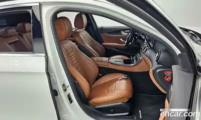 Mercedes-Benz E-Class 2020 1.9 гидро, миниатюра 12