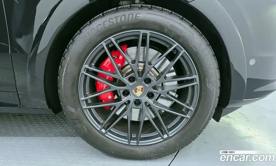 Porsche Cayenne 2025 4.0 гидро в Москве № 212958, фото 5