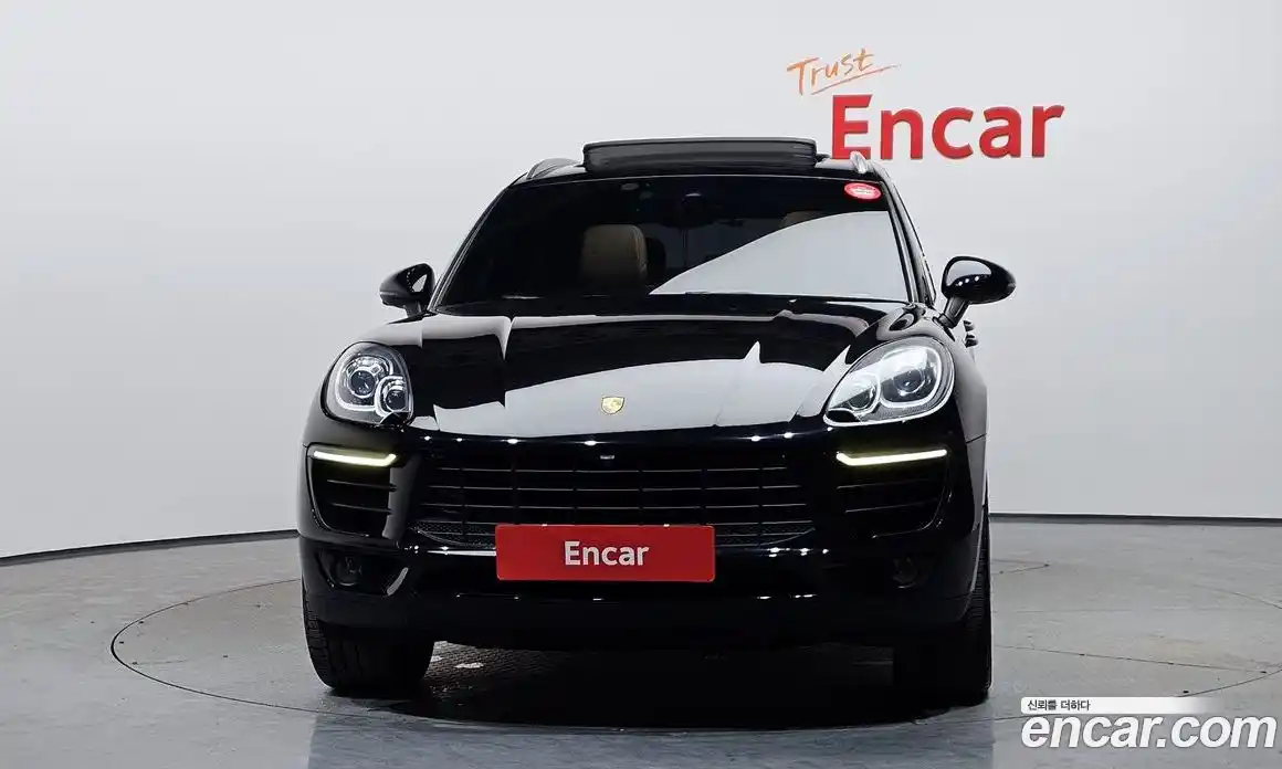 Porsche Macan 2016 3.0 гидро в Москве № 213268, фото 3