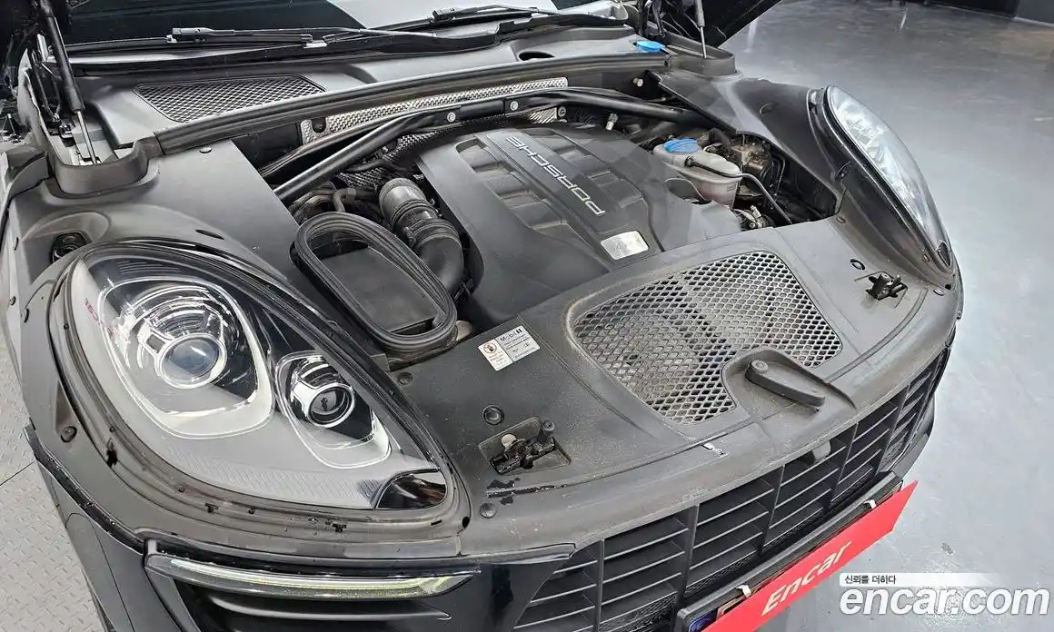 Porsche Macan 2016 3.0 гидро в Москве № 213268, фото 6