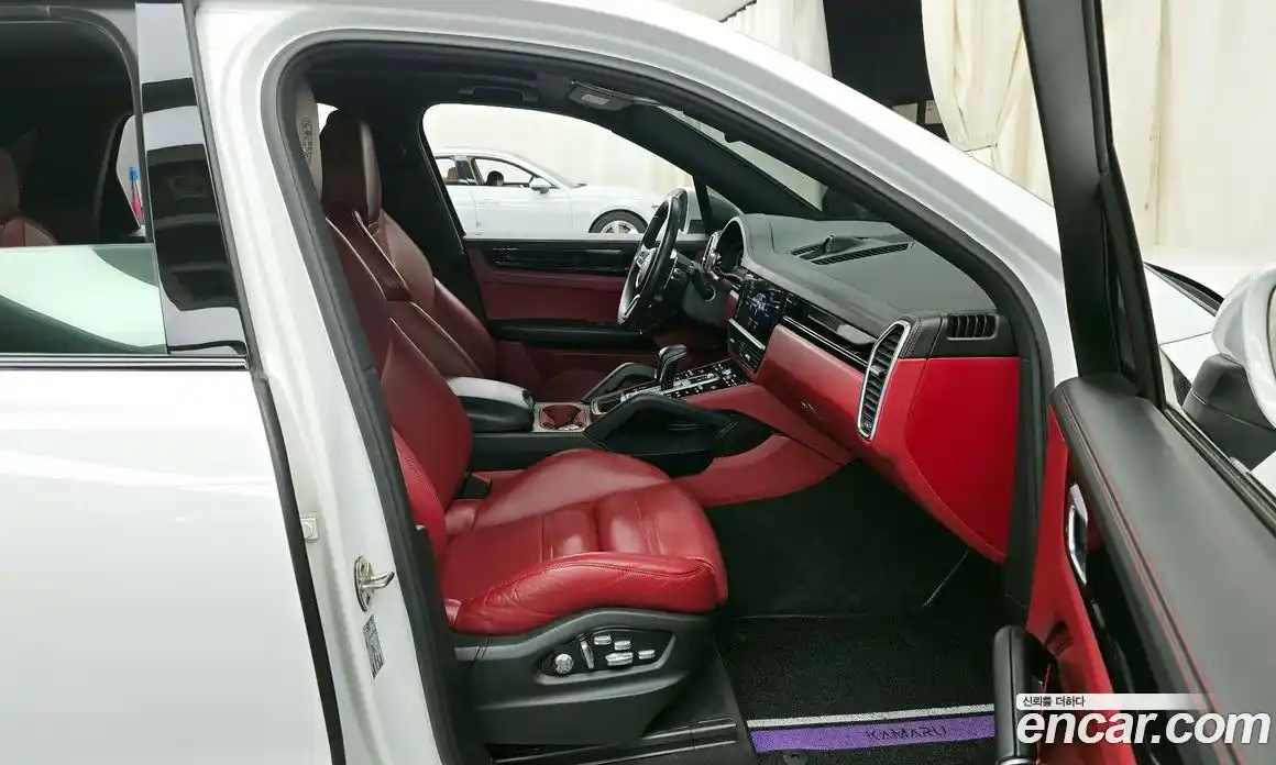 Porsche Cayenne 2019 3.0 гидро в Москве № 213302, фото 11