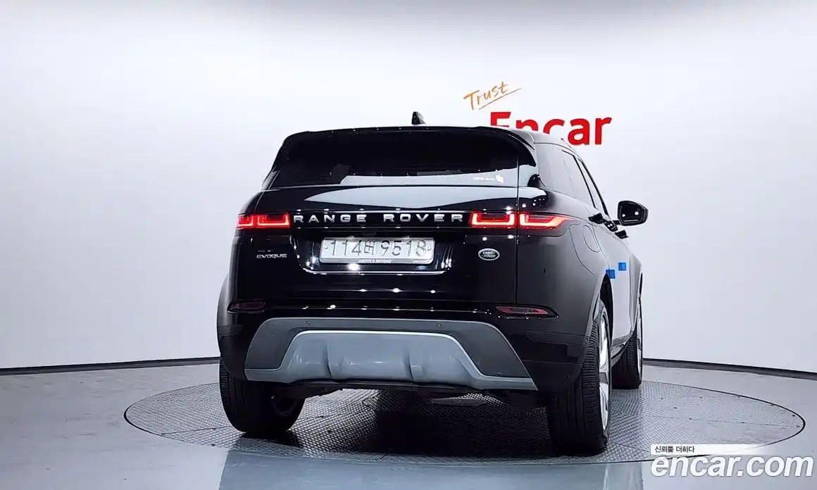 Land Rover Range-Rover Evoque 2020 2.0 гидро в Москве № 213335, фото 4