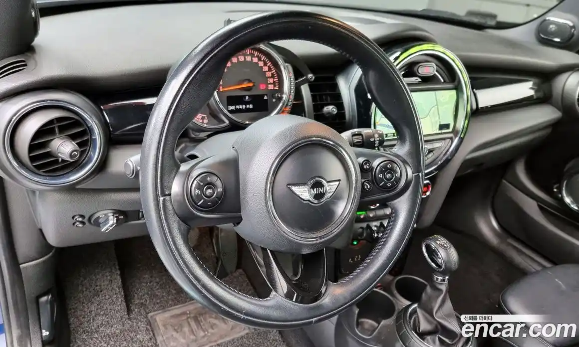 Mini Cooper 2014 1.5 гидро в Москве № 214374, фото 13