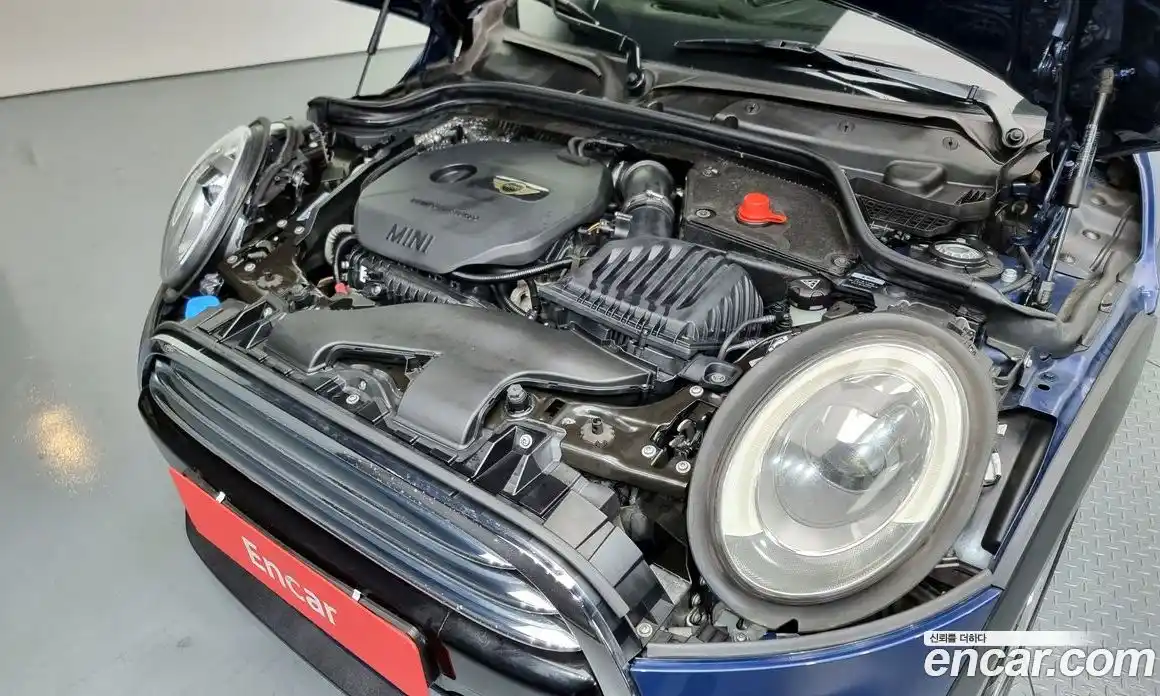 Mini Cooper 2014 1.5 гидро в Москве № 214374, фото 6