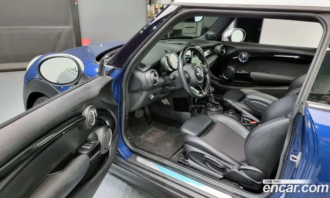 Mini Cooper 2014 1.5 гидро в Москве № 214374, фото 10