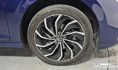 Volkswagen Golf 2022 2.0 гидро в Москве № 215017, миниатюра 5