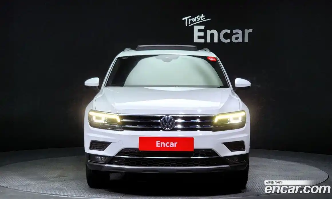 Volkswagen Tiguan 2020 2.0 гидро в Москве № 215111, фото 3