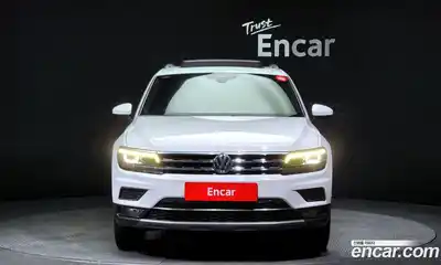 Volkswagen Tiguan 2020 2.0 гидро в Москве № 215111, миниатюра 3