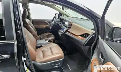 Toyota Sienna 2016 3.5 гидро в Москве № 215535, миниатюра 11