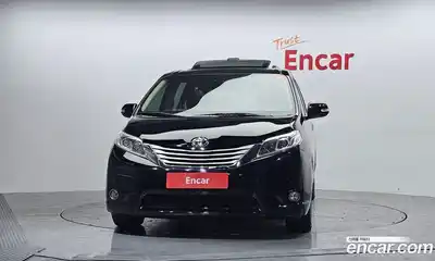 Toyota Sienna 2016 3.5 гидро в Москве № 215535, миниатюра 3