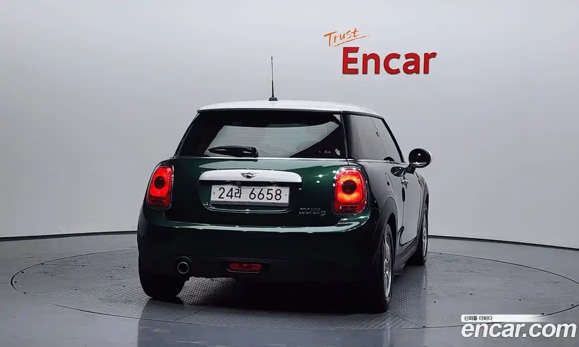 Mini Cooper 2014 1.5 гидро в Москве № 217356, фото 4