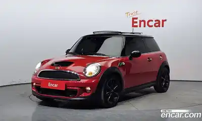Mini Cooper, 2011