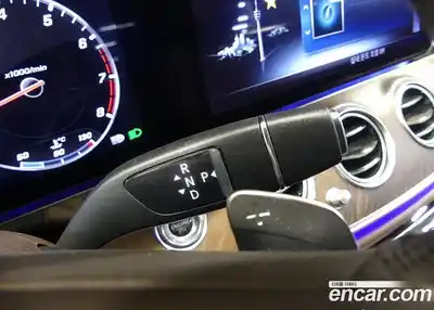 Mercedes-Benz E-Class 2017 2.0 гидро, миниатюра 7