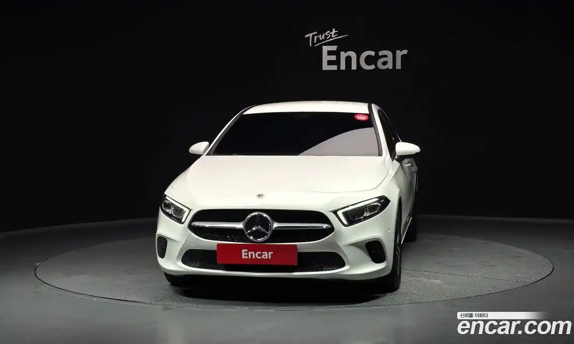 Mercedes-Benz A-Class 2021 2.0 гидро в Москве № 222630, фото 3