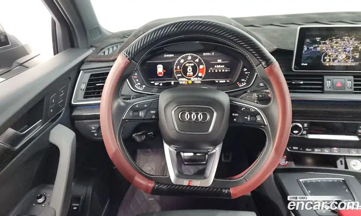 Audi SQ5 2020 3.0 гидро в Москве № 229792, фото 13