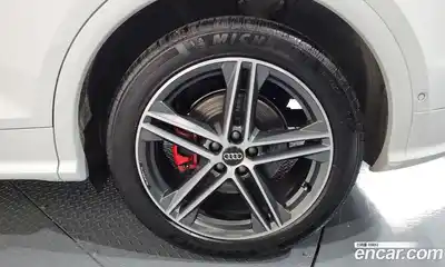 Audi SQ5 2020 3.0 гидро в Москве № 229792, миниатюра 5