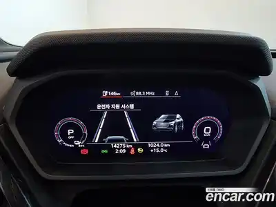 Audi Q4 e-tron 2023 0.4 гидро в Москве № 230300, миниатюра 8