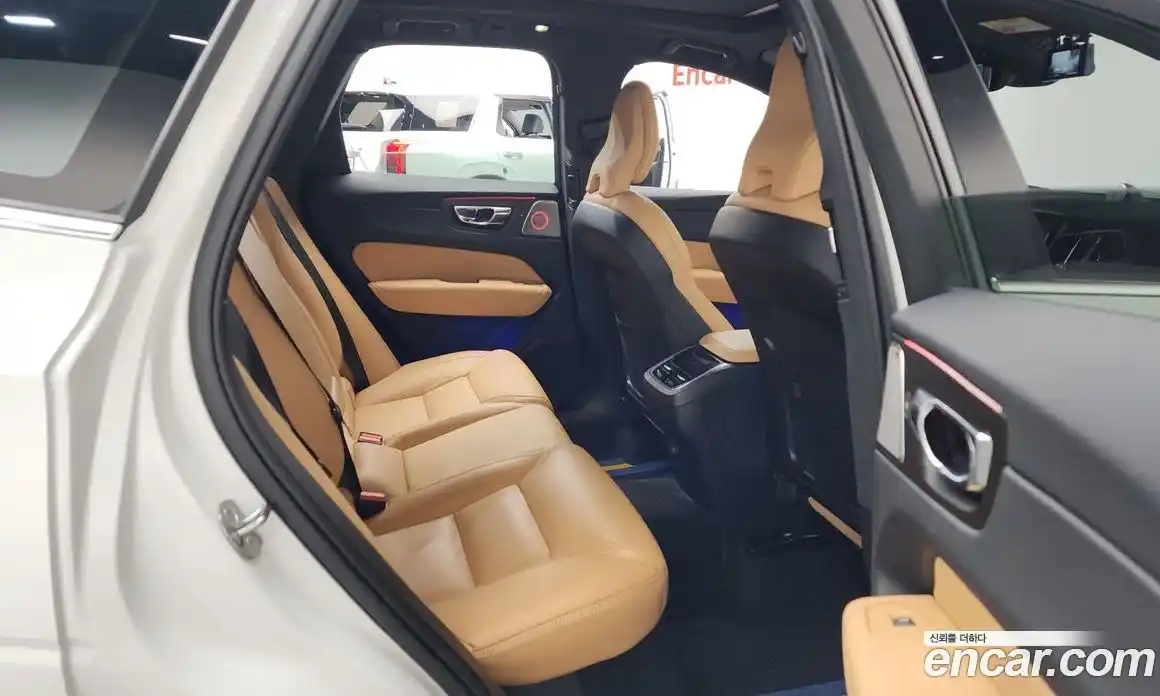 Volvo XC60 2022 2.0 гидро в Москве № 230465, фото 12