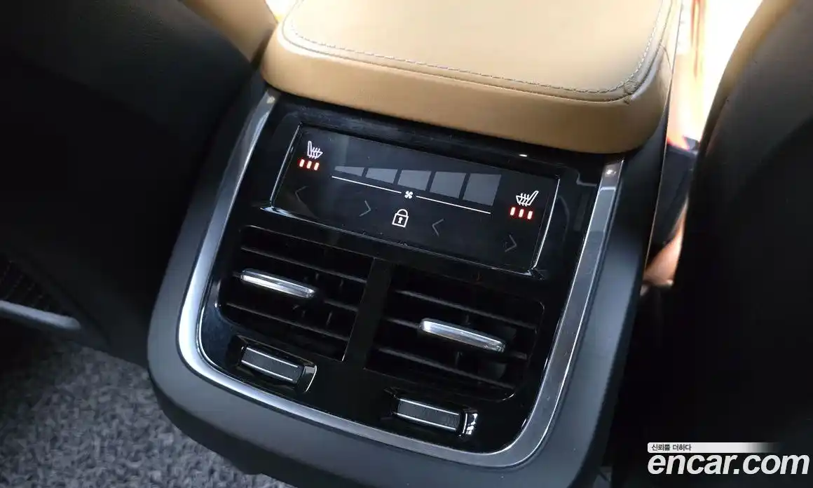Volvo XC90 2019 2.0 гидро в Москве № 230630, фото 19
