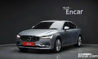 Volvo S90, 2016