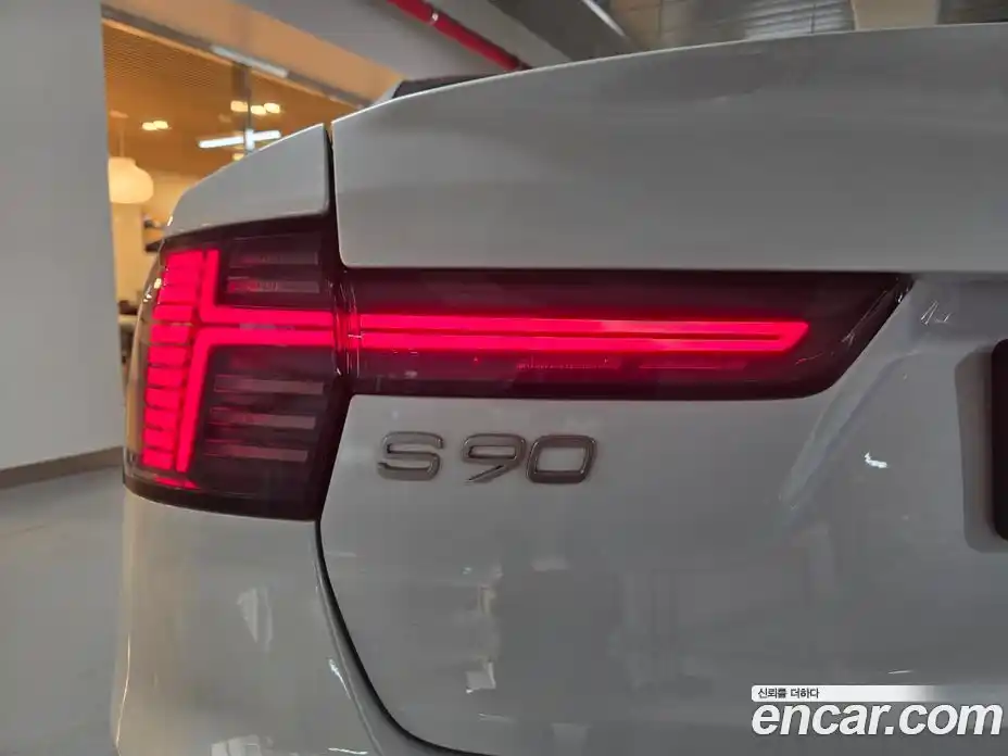 Volvo S90 2025 2.0 гидро в Москве № 230720, фото 13