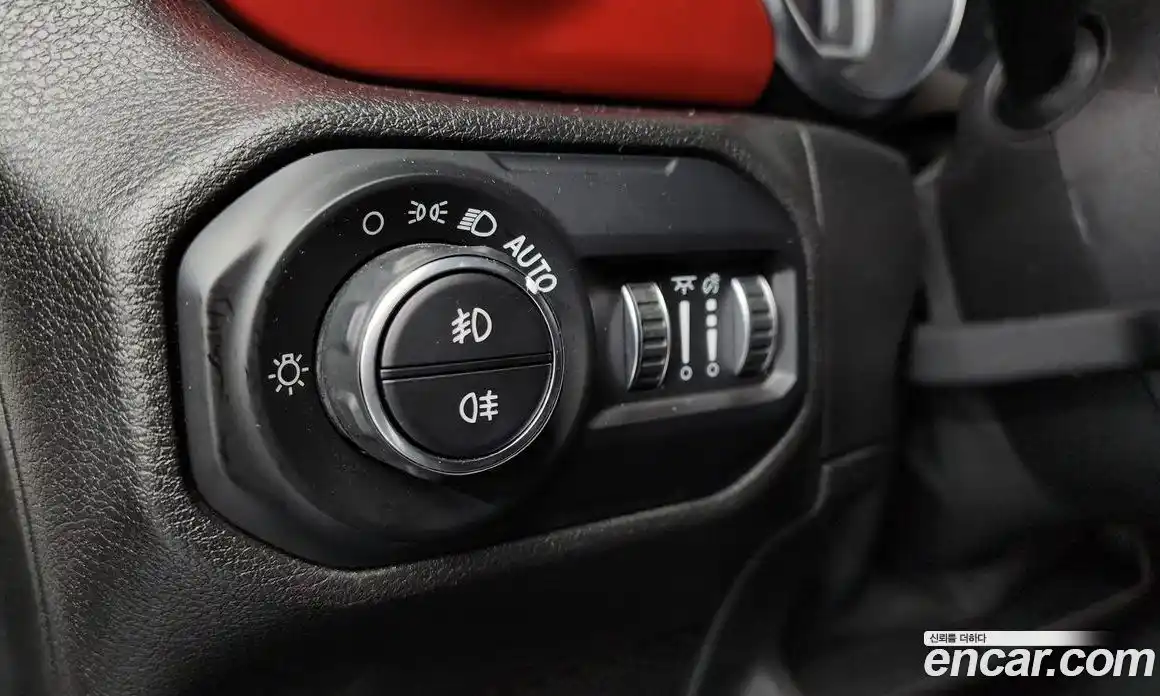 Jeep Wrangler 2021 2.0 гидро в Москве № 232515, фото 14