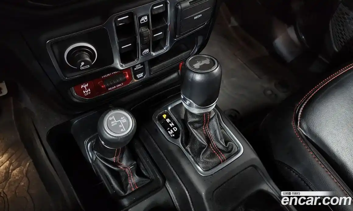 Jeep Wrangler 2021 2.0 гидро в Москве № 232515, фото 9
